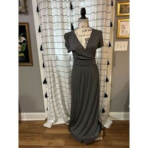 Grey V Neck Short Sleeve Maxi Dress With Pockets Size Large